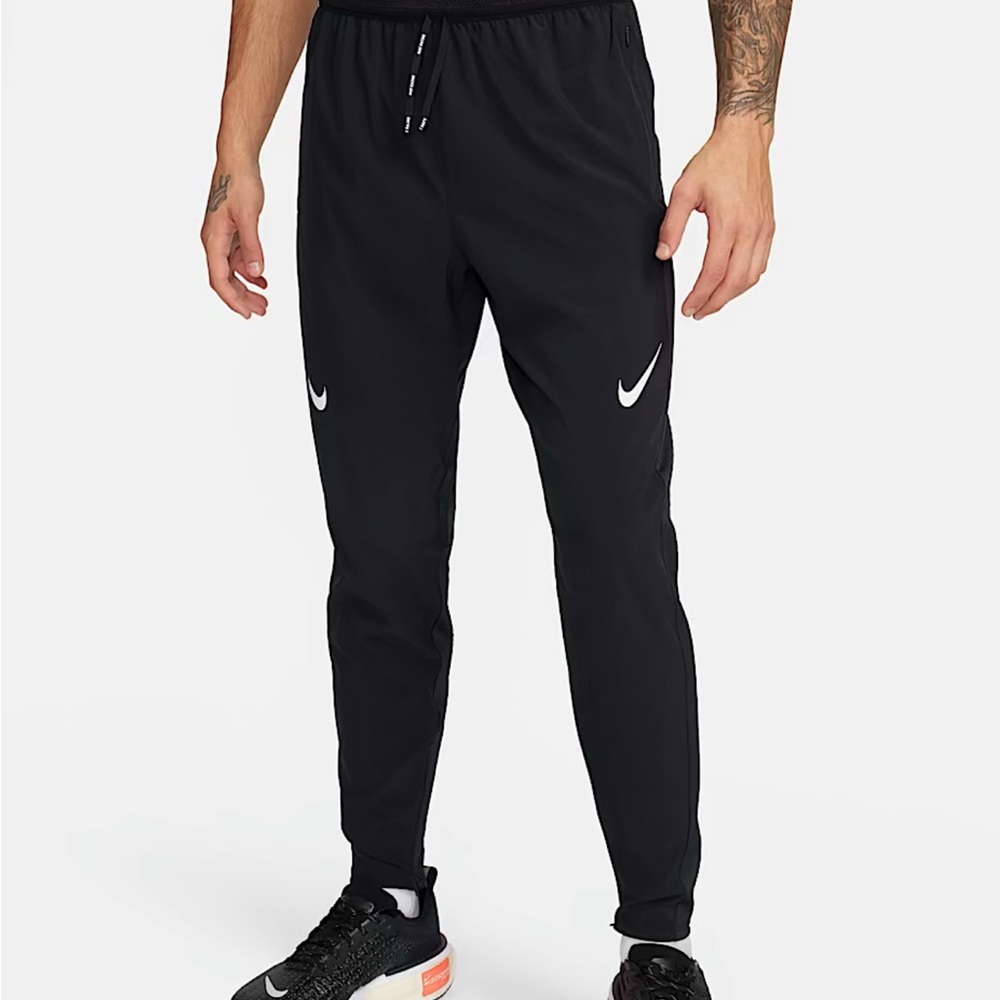 Nike Men's Black Athletic Joggers